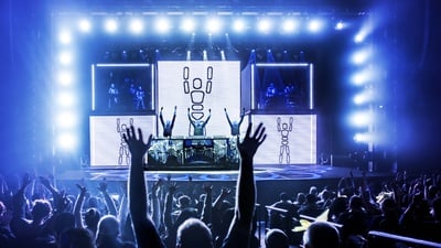Cover image for ‘Blue Man Group’ Review: The Absurd at Its Best