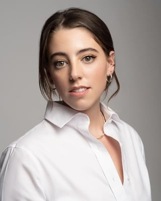Cover image for Eli Rallo Artist Profile Photo