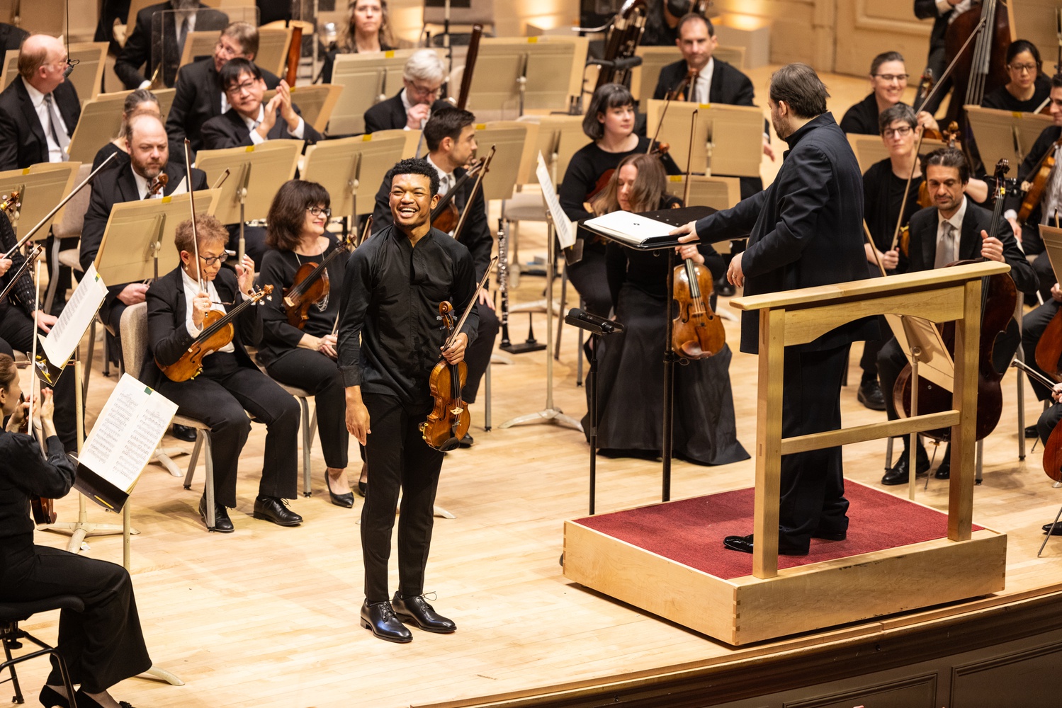 Randall Goosby takes his bow in front of the BSO at Symphony Hall on Feb. 2