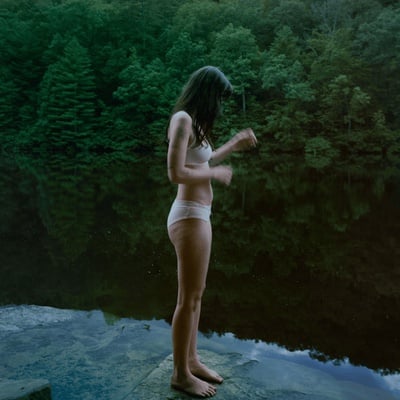 Cover image for ‘Older’ Single Review: A New Era for Lizzy McAlpine