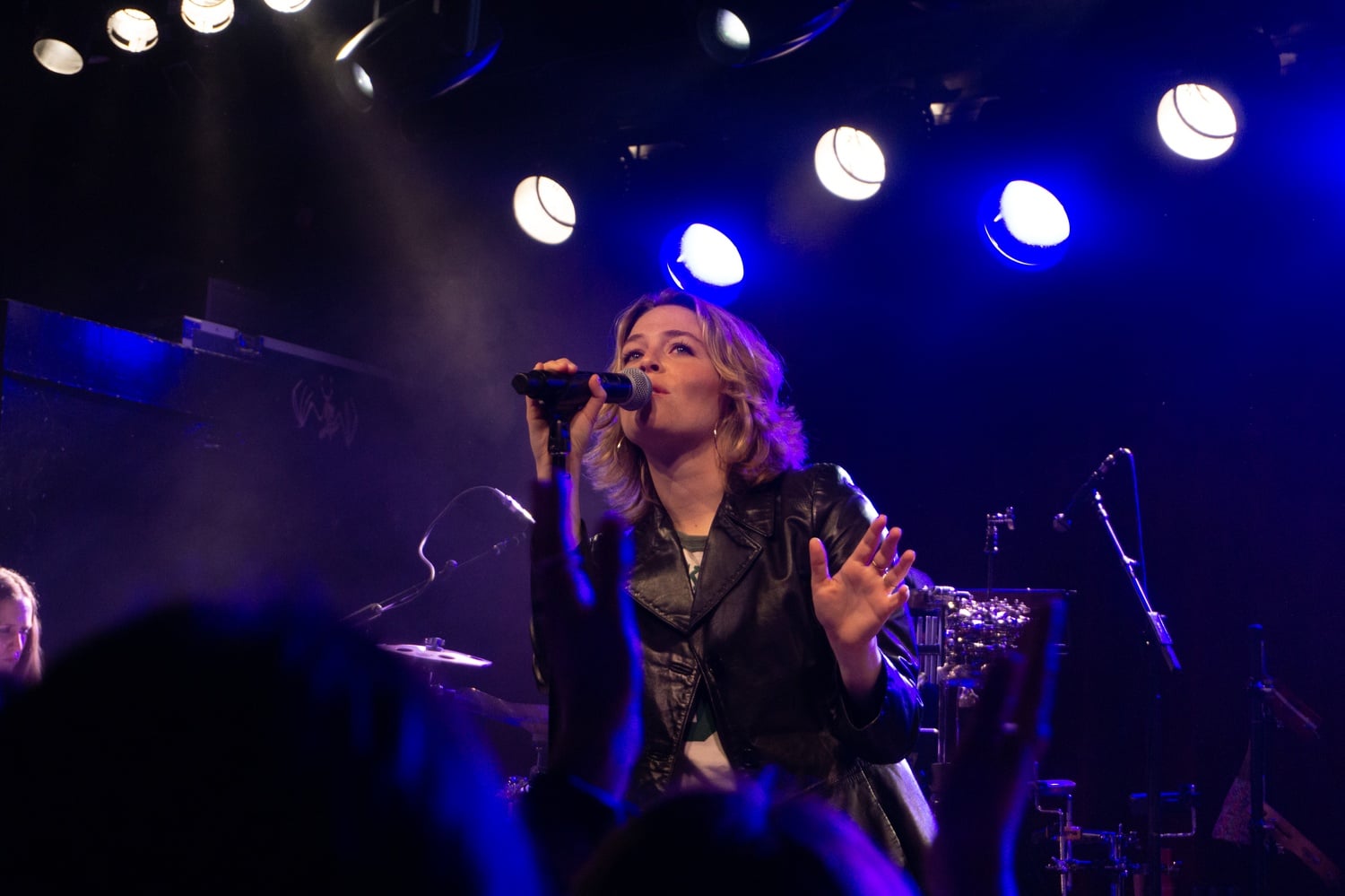 In a deviation from its recorded version, however, Rogers promised to play "Alaska" acoustic for the first time on the tour.