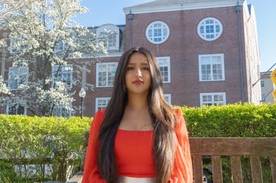 Cover image for Isabella Madrigal Photo
