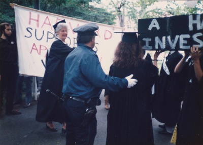Cover image for The Past is Present: Four Decades of Anti-Apartheid University Struggles