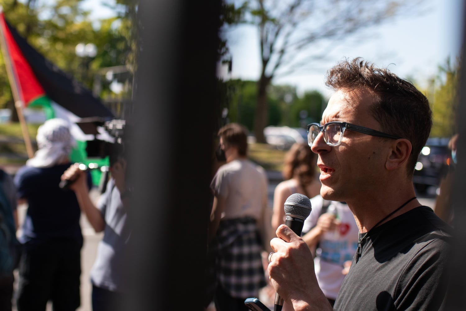 Columbia Business School assistant professor Shai Davidai, who rose to prominence for criticizing pro-Palestine student protesters and the administrative response at Columbia, addressed pro-Israel counterprotesters during a Monday rally outside Harvard Yard on Israel's Memorial Day, Yom HaZikaron.