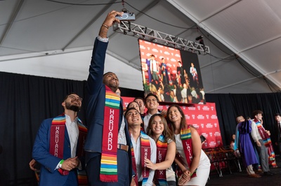Cover image for Harvard Will Not Fund Affinity Group Graduation Celebrations Following Ed Department Warning