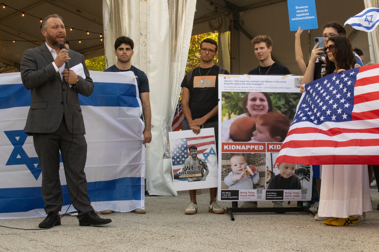 Hillel Campus Rabbi Getzel Davis addresses attendees at a September vigil to mourn the lives of six hostages whose bodies were recovered from Gaza.