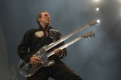 Cover image for Weezer Concert Review 2024 Images Gallery