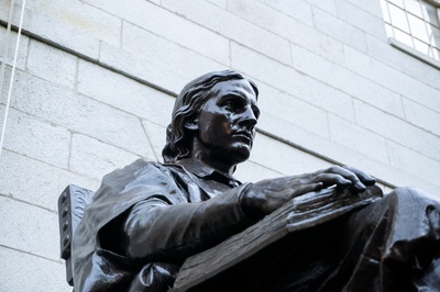 Cover image for Making John Harvard