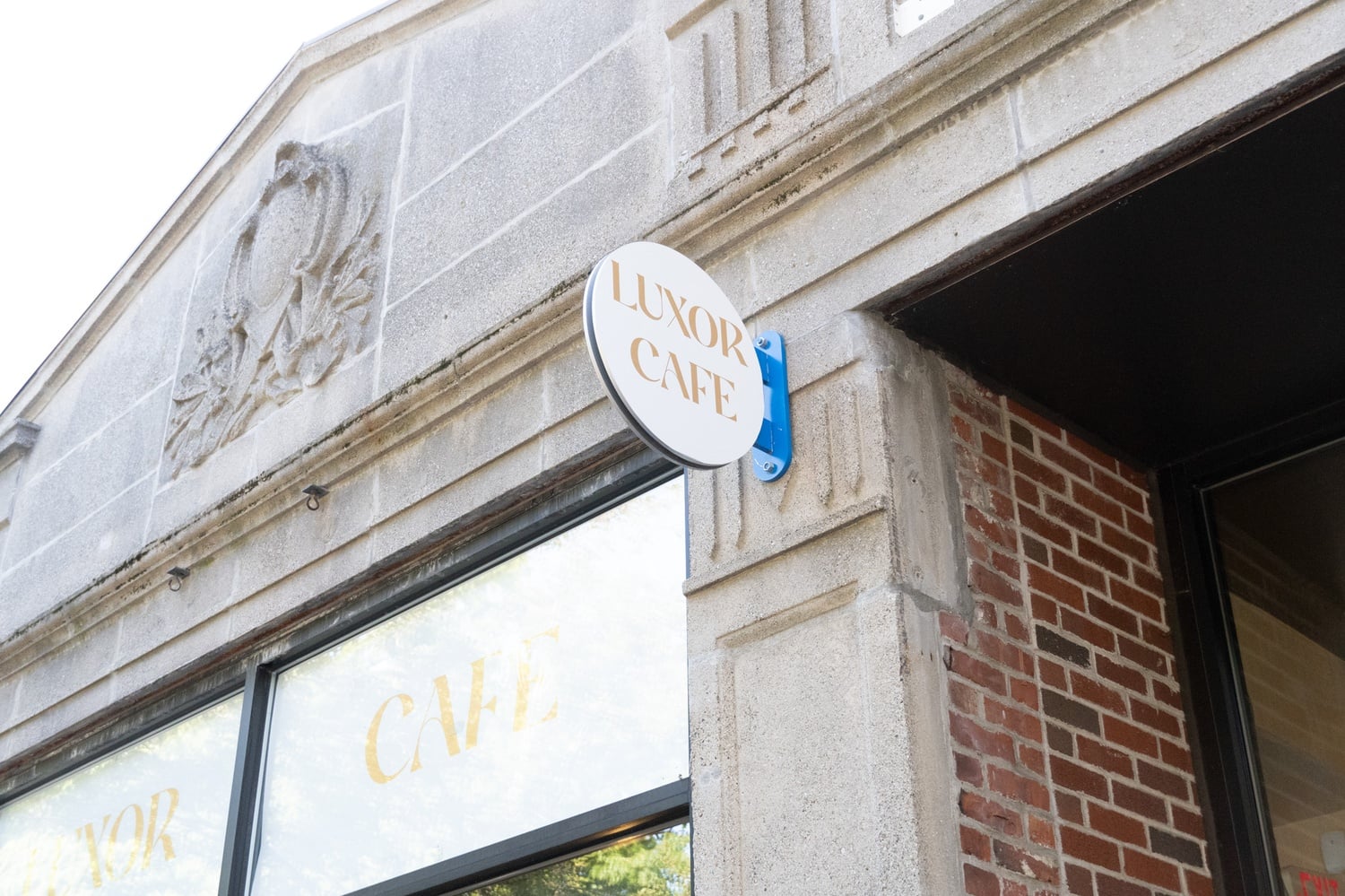 Luxor Cafe is located at 148 Mt Auburn St.