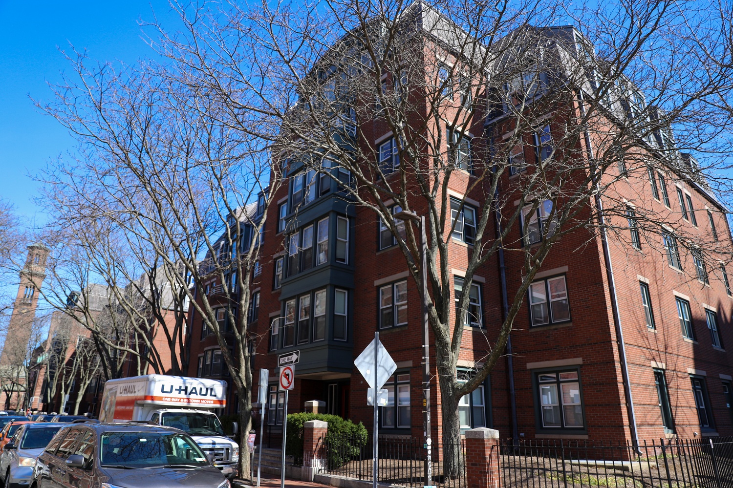 DeWolfe is overflow housing for Dunster, Mather and Quincy House students.