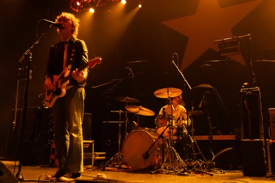Cover image for Sun Room Concert Review: Surf and Rock, Sun Room Does It Both