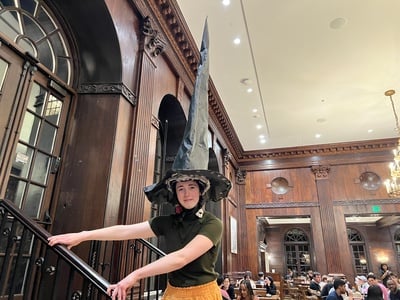 Cover image for Flyby Investigates: Witch Hat Girl