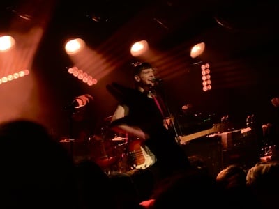 Cover image for Tokyo Police Club Concert Review: A Final Victory Lap for a ’00s Band of Brothers