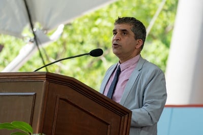 Cover image for Khurana Says Students Who Resell Harvard-Yale Tickets Must Live With Their Decisions