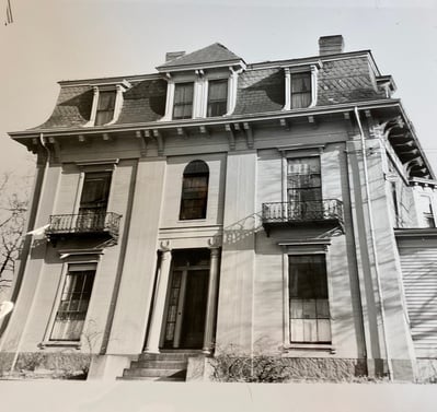 Cover image for Harriet House Historic Photo