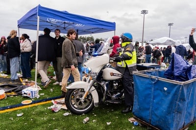 Cover image for Harvard, Clean Up Your Mess