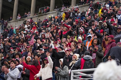 Cover image for At Harvard-Yale Spirit Events, Students Face Long Lines and Chaotic Merch Grabs