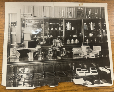 Cover image for Leavitt & Pierce Archival