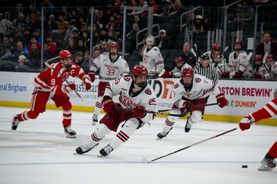 Cover image for Harvard Puts Huskies on a Leash on Its Way to Beanpot Third Place Win