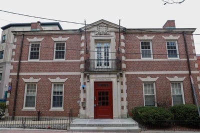 Cover image for CPD Sergeant James Crowley Sues The Crimson for Defamation