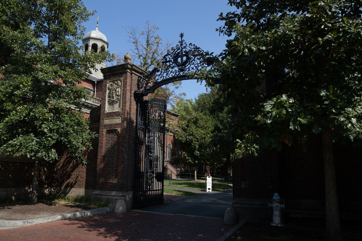 Johnston Gate in Harvard Yard. On Monday, the Trump administration told a federal judge that it had written guidance for staff at consulates, embassies, and ports of entry, telling them not to turn away Harvard applicants based on a May 22 order from the Department of Homeland Security that has been blocked in court.
