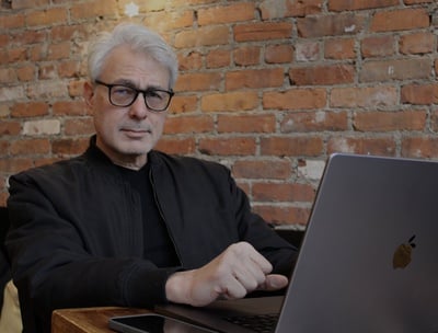 Cover image for Marc Levy Portrait