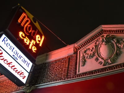 Cover image for Model Cafe