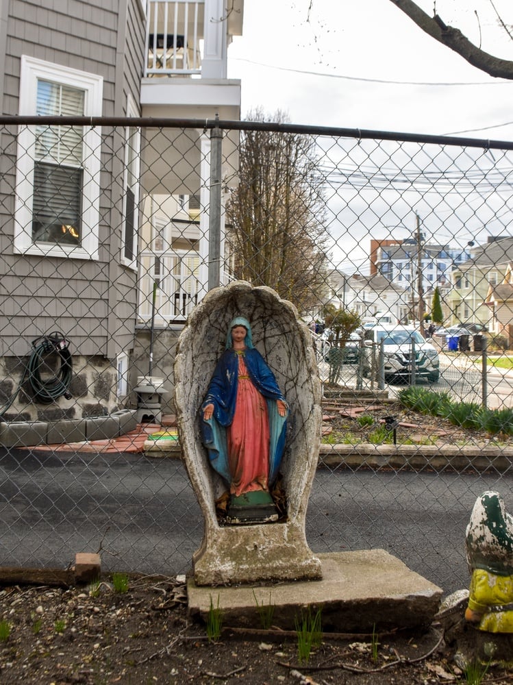 A Bathtub Madonna.