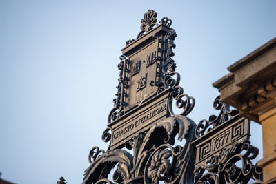 Cover image for Harvard Quietly Overhauls Screening Requirements For Harvard-Engaged Foreign Entities Amid Federal Scrutiny