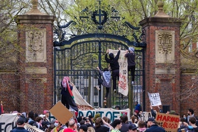 Cover image for At Rally in Harvard Square, Protesters Accuse Harvard of Complicity With Trump