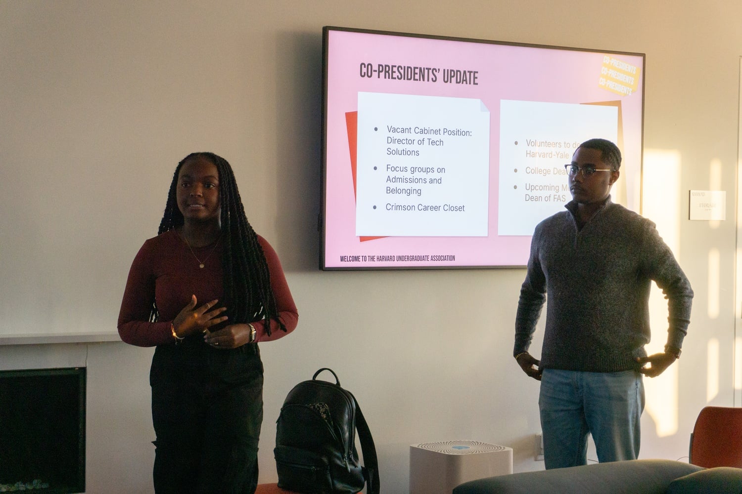 Ashley C. Adirika ’26 and Jonathan Haileselassie ’26 deliver the co-presidents’ update at an Oct. 15, 2024, Harvard Undergraduate Association meeting.