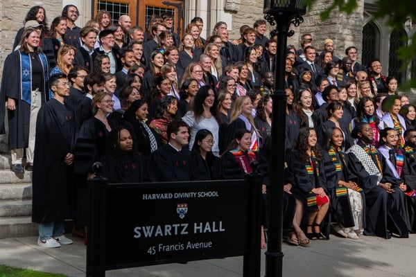 Cover image for ‘Pluralism in Action’: Divinity School Celebrates Graduates With Multireligious Service