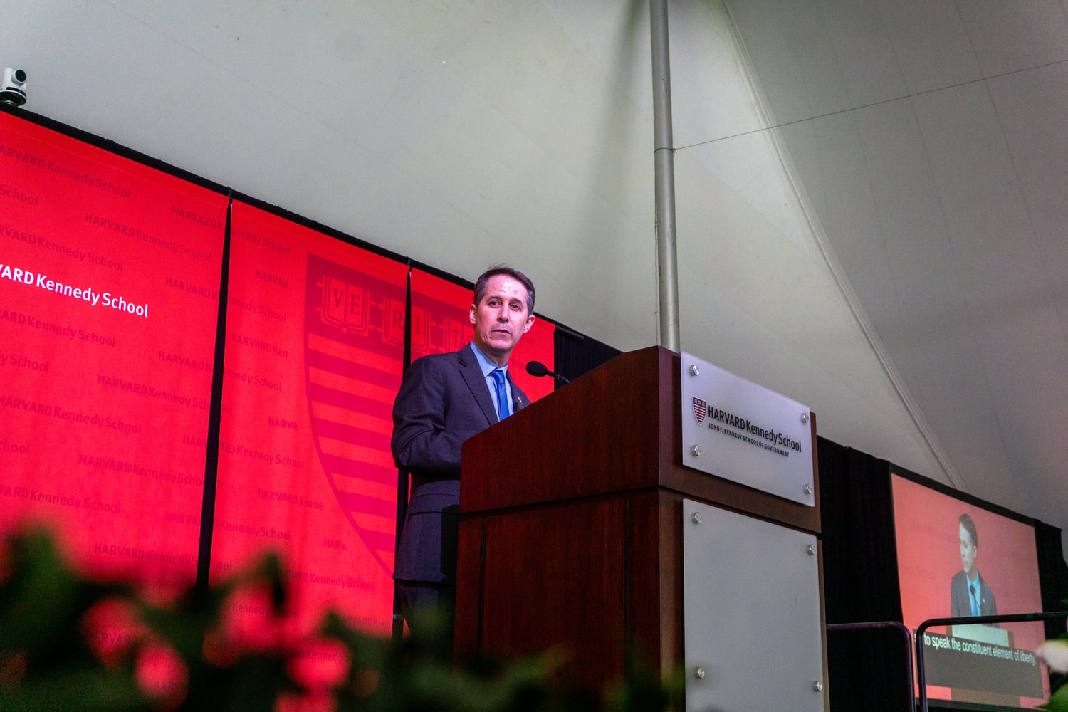 Harvard Kennedy School Dean Jeremy M. Weinstein addresses students at the school’s 2025 Class Day.