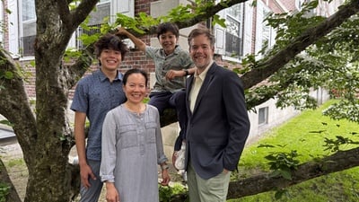 Cover image for Huybers and Lu To Stay On As Kirkland House Faculty Deans