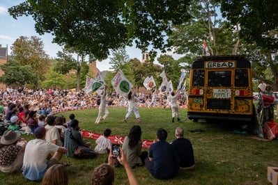 Cover image for The Bread and Puppet Circus: Resurrecting Revolution in Cambridge Common