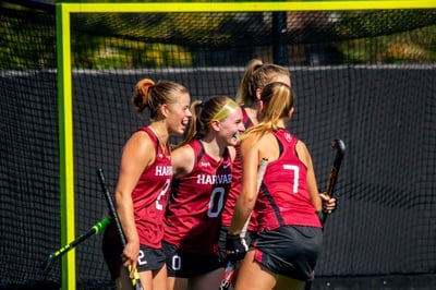 Cover image for Field Hockey undefeated