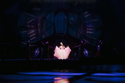 Cover image for Laufey Concert