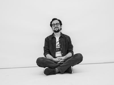 Cover image for Josh M. Brener ’07 Headshot