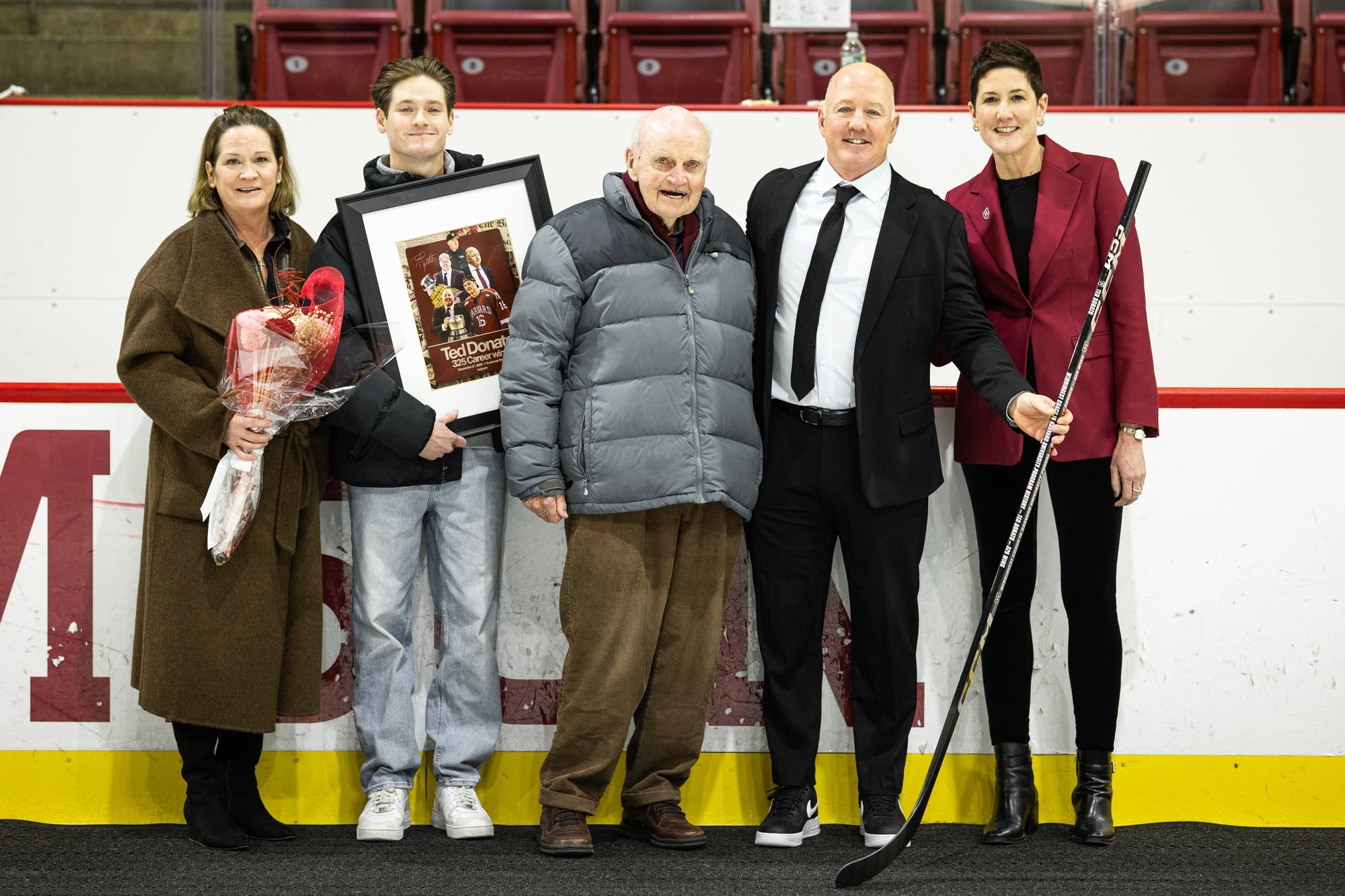 Men’s Hockey Honors its Winningest Coach, Ted Donato '91, While Harvard ...