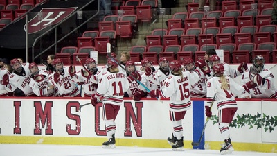 Cover image for Della Rovere Celebrates a Goal With Her Teammates