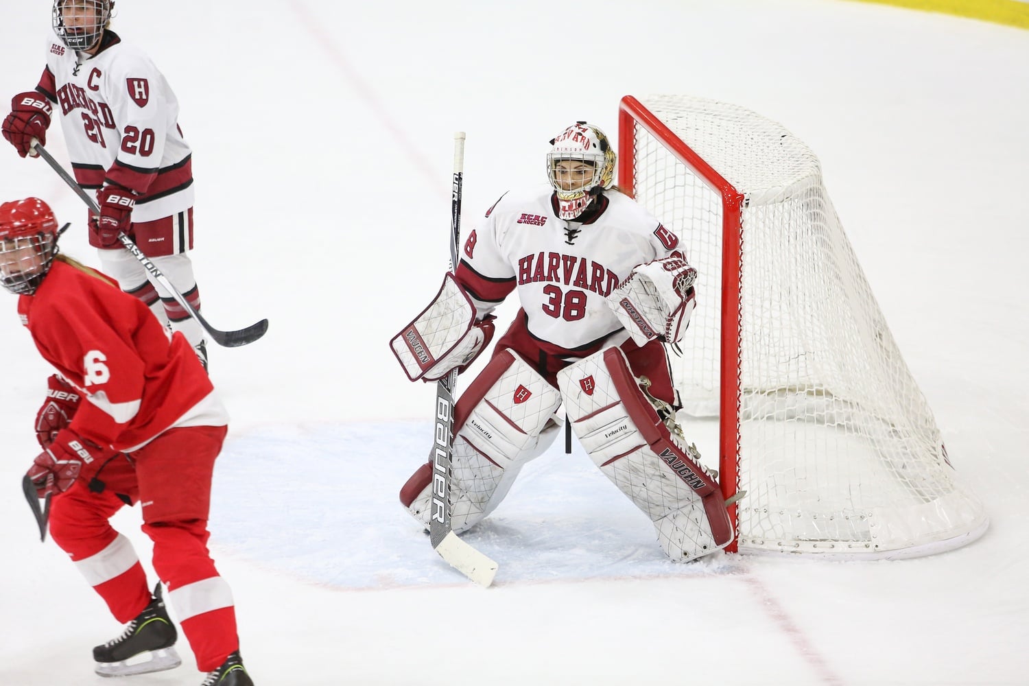 Emerance Maschmeyer '16 defends the net for Harvard.