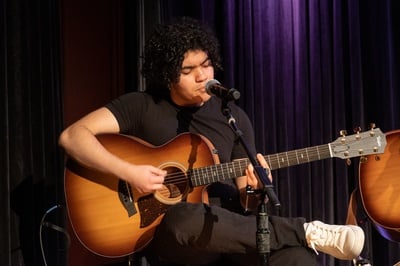 Cover image for Berklee Songwriters Round Middle