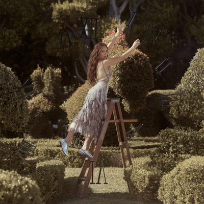 Cover image for Laufey 'How I Get' Single Cover