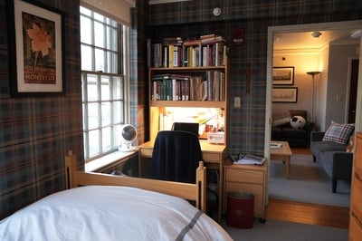 Cover image for Pfoho Dorm
