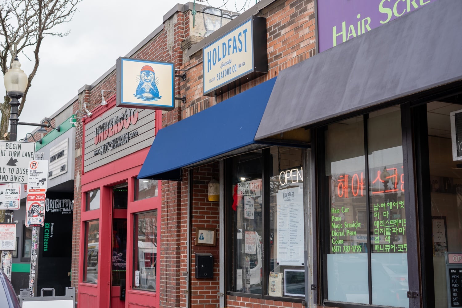 Holdfast Specialty Seafood Co.'s aesthetic is clean and distinctly New England.