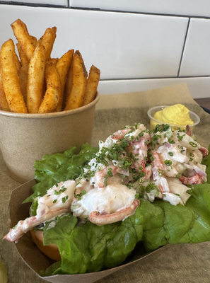 Cover image for Holdfast Specialty Seafood Co. Review: Fine Dining in a Paper Boat