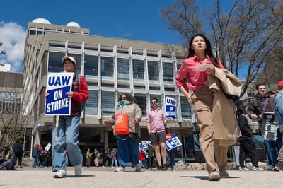 Cover image for Don’t Cross the Picket Line, Join It