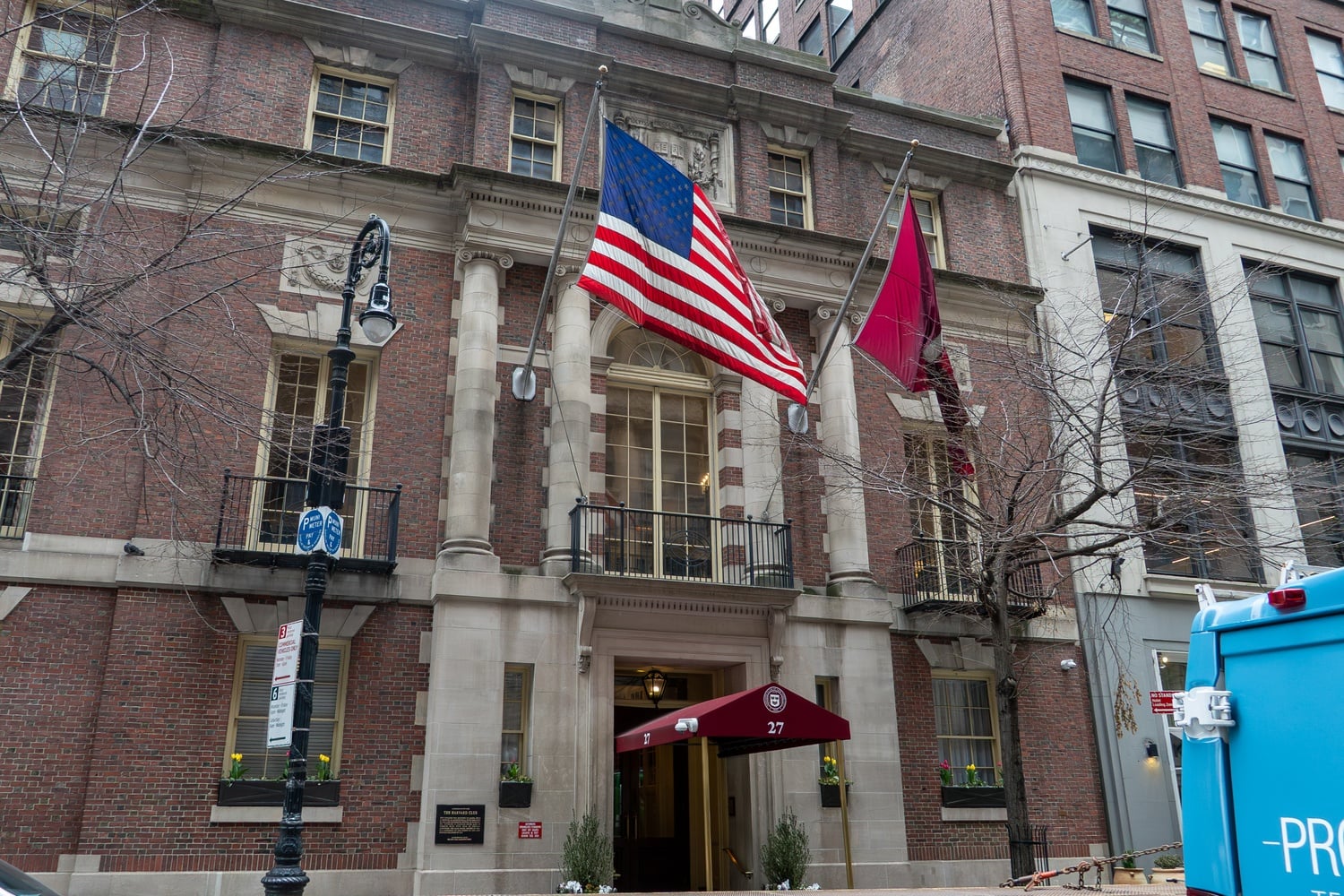 The Harvard Club of New York is located in Manhattan, New York City.