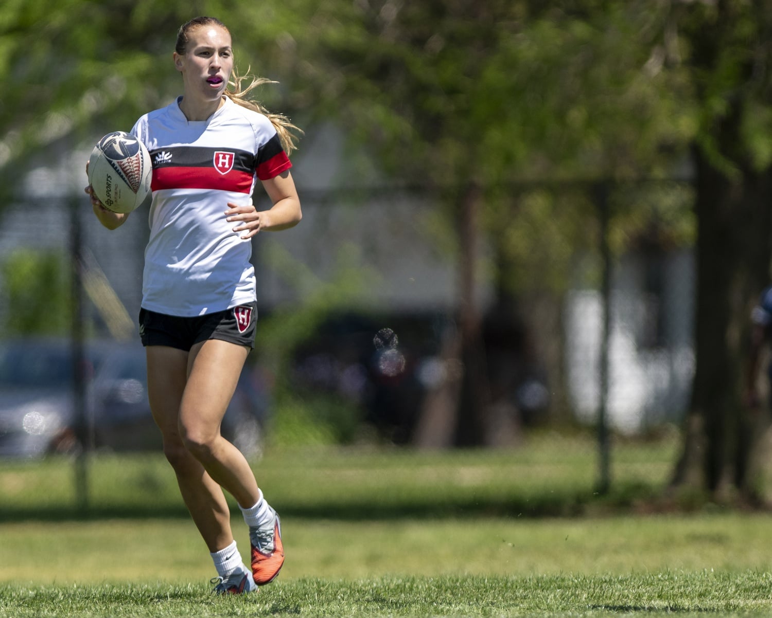Senior Victoria Stanley runs with the ball during the 2026 Women's National 7s College Rugby Championship Tournament. 