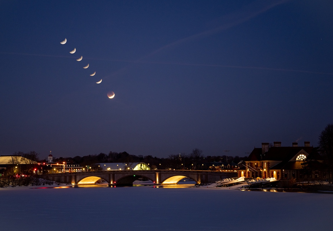 Year in Photos, March: Lunar Eclipse